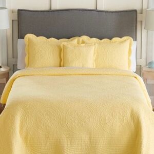 Croft & Barrow King sized comforter w/2 large shams Chick a de Yellow
